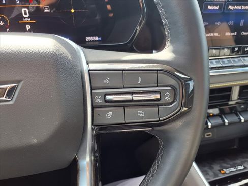 Used 2024 Chevrolet Colorado ZR2 w/ ZR2 Convenience Package III image 18