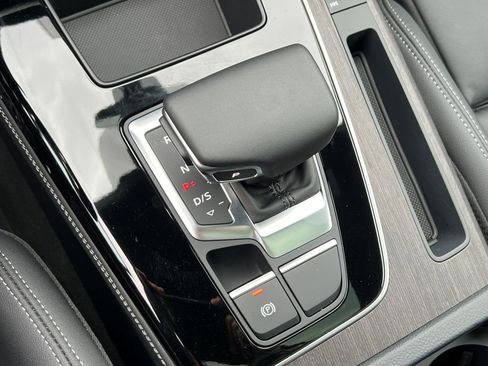 Used 2025 Audi Q5 2.0T Premium Plus w/ Premium Plus Package image 30