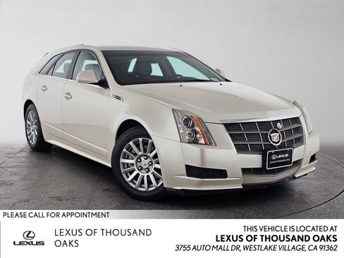 Used 2010 Cadillac CTS Luxury RWD image 1