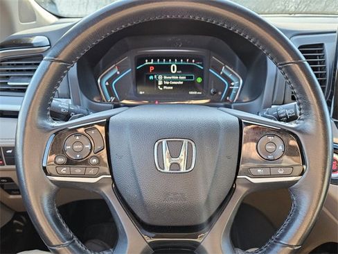 Used 2022 Honda Odyssey Touring image 11