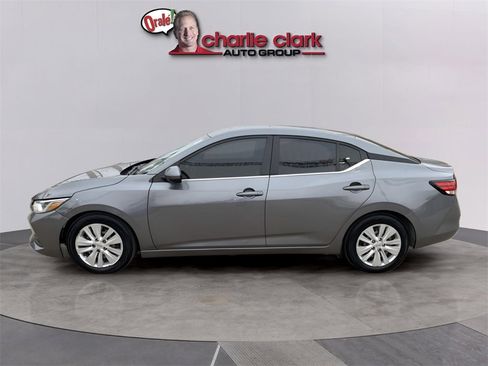 Used 2023 Nissan Sentra S image 3