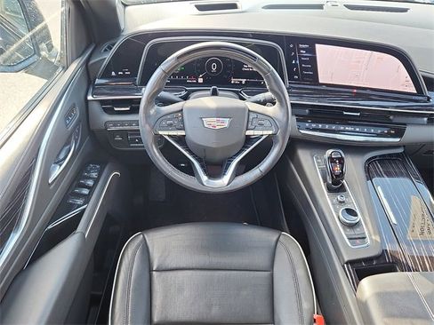 Certified 2021 Cadillac Escalade Sport w/ Driver Assist Tech Package image 11