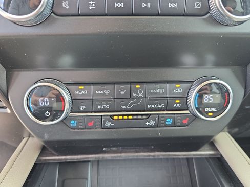 Used 2020 Ford Expedition Max Limited w/ Special Edition Package AWD/4WD image 22