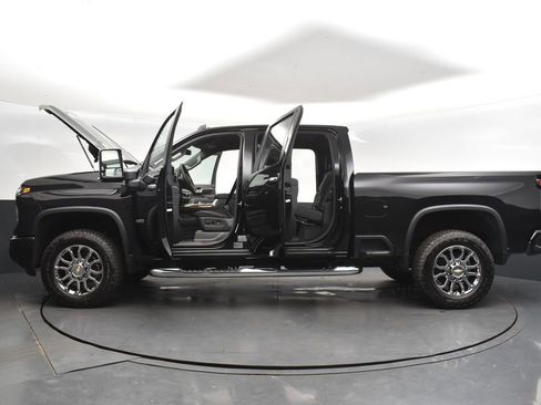 New 2026 Chevrolet Silverado 2500 LT w/ Z71 Chrome Sport Edition image 50