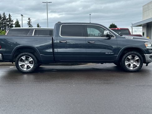 Used 2020 RAM 1500 Laramie AWD/4WD image 3