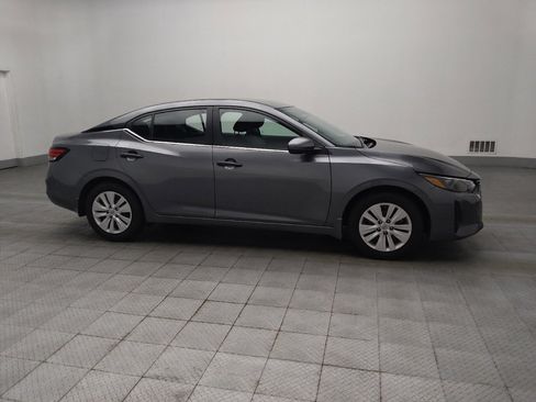 Used 2025 Nissan Sentra S FWD image 11