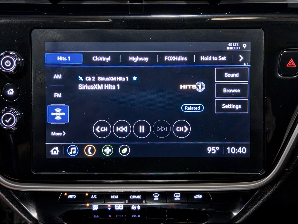 Used 2023 Chevrolet Bolt EUV LT w/ Driver Confidence Package FWD image 11