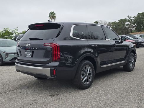 New 2025 Kia Telluride LX image 8