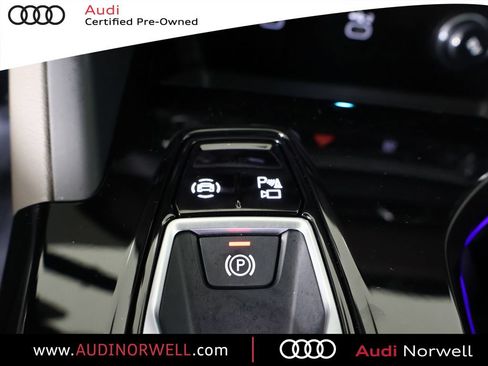 Certified 2025 Audi Q5 Premium w/ Convenience Package AWD/4WD image 5
