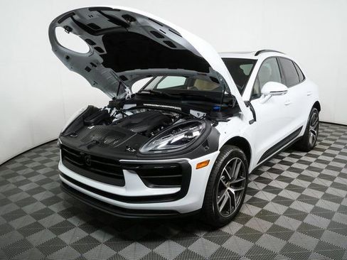 New 2026 Porsche Macan AWD/4WD image 35