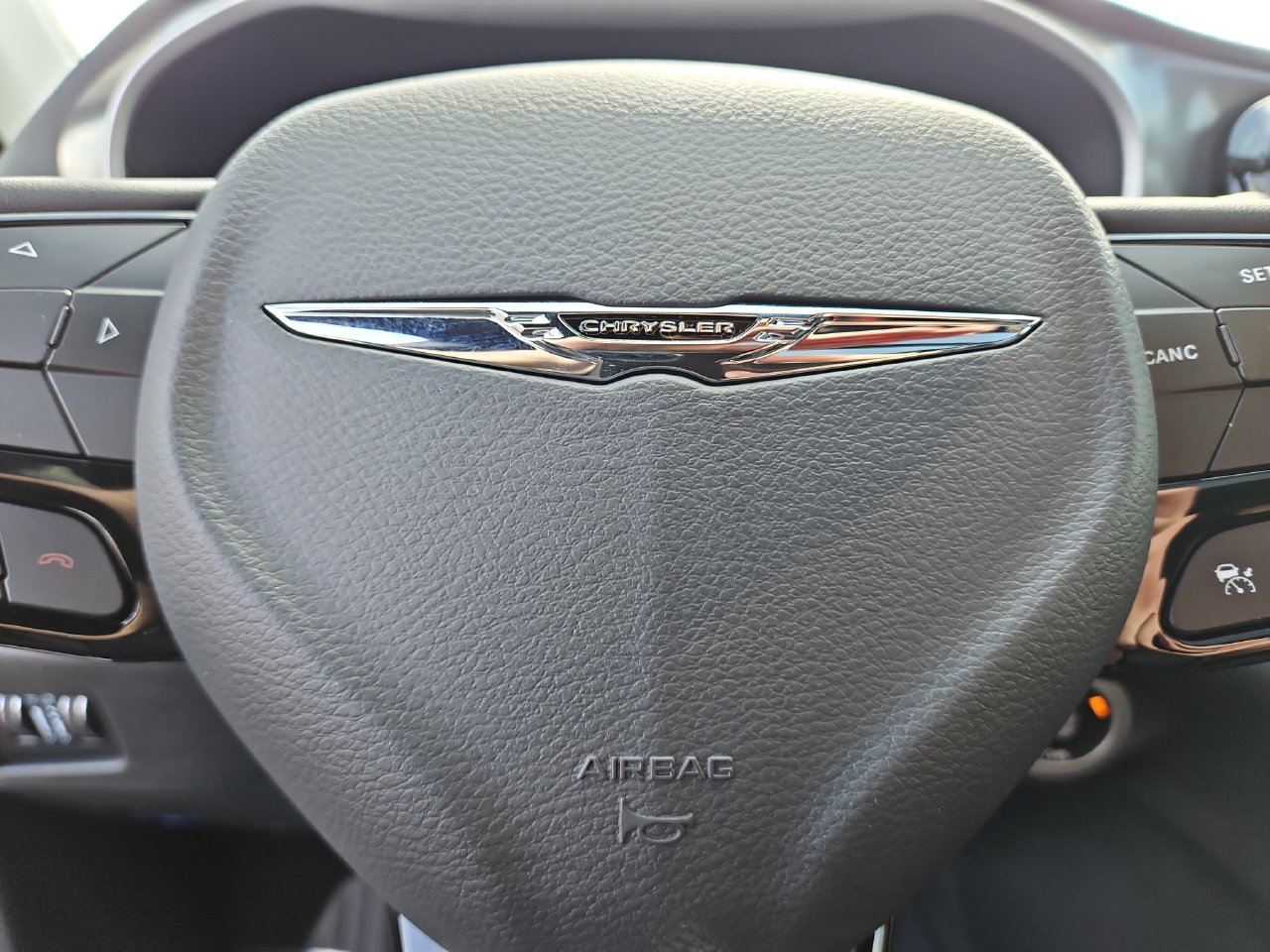 New 2026 Chrysler Pacifica Select w/ S Appearance Package FWD image 23