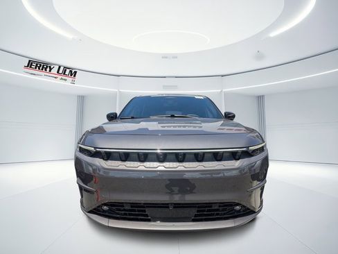 New 2025 Jeep Wagoneer S Limited image 5