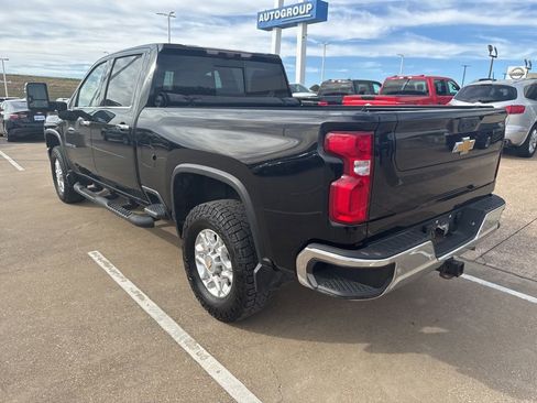 Used 2022 Chevrolet Silverado 3500 LTZ w/ LTZ Plus Package image 3