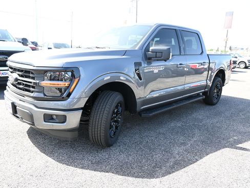 New 2026 Ford F150 XLT w/ Equipment Group 302A MID RWD image 9