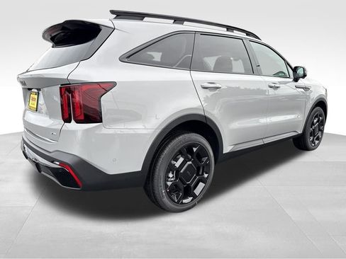 New 2026 Kia Sorento SX image 8