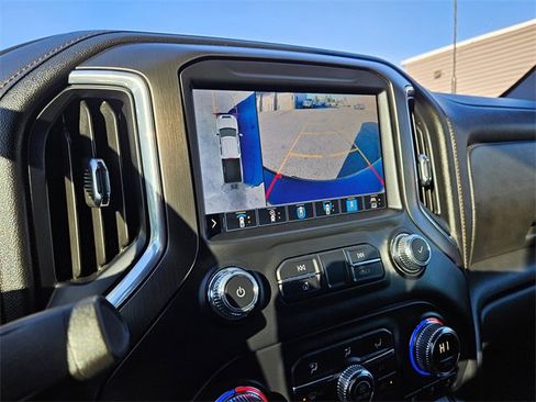 Used 2020 GMC Sierra 2500 AT4 w/ AT4 Premium Package image 29