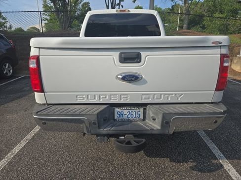 Used 2013 Ford F250 XLT w/ XLT Interior Pkg AWD/4WD image 4