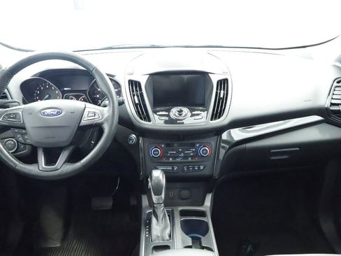 Used 2019 Ford Escape Titanium AWD/4WD image 23
