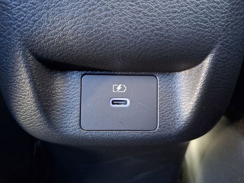 Certified 2025 Nissan Versa SV w/ Trunk Package image 12