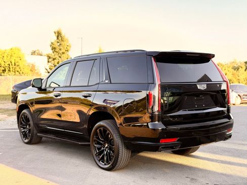 Used 2021 Cadillac Escalade Sport w/ LPO, ONYX Package AWD/4WD image 9