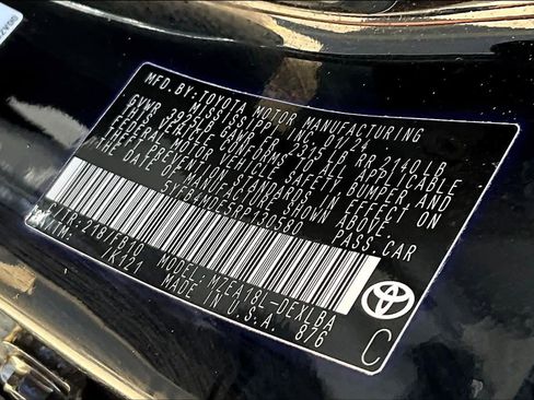 Used 2024 Toyota Corolla LE image 34