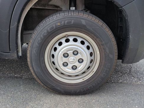 Used 2025 RAM ProMaster 2500 w/ Convenience Group FWD image 23