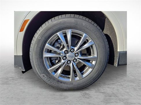 Used 2021 Cadillac XT5 Premium Luxury image 8