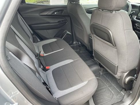 Used 2026 Chevrolet TrailBlazer LS w/ LS Convenience Package FWD image 15