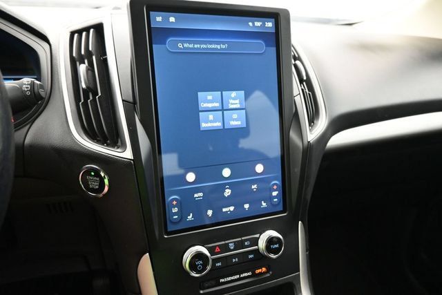 Used 2024 Ford Edge SEL AWD/4WD image 17
