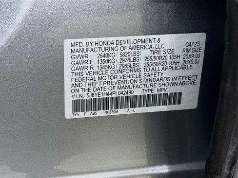 Used 2023 Acura MDX SH-AWD w/ Technology Package image 34