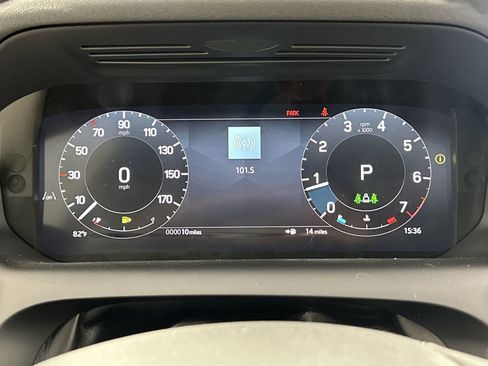Used 2025 Land Rover Discovery Sport S AWD/4WD image 18