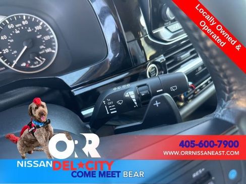 Used 2024 Nissan Pathfinder SV image 21