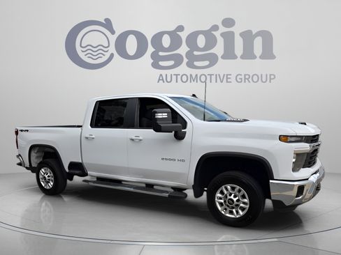 Used 2026 Chevrolet Silverado 2500 LT AWD/4WD image 7