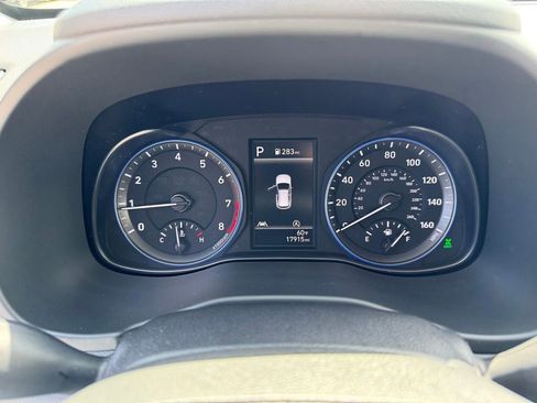 Used 2023 Hyundai Kona SEL AWD/4WD image 25