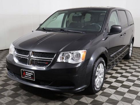 Used 2016 Dodge Grand Caravan American Value Package image 3
