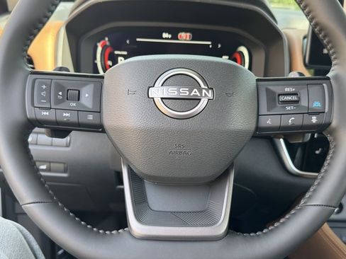 New 2026 Nissan Rogue Platinum AWD/4WD image 18