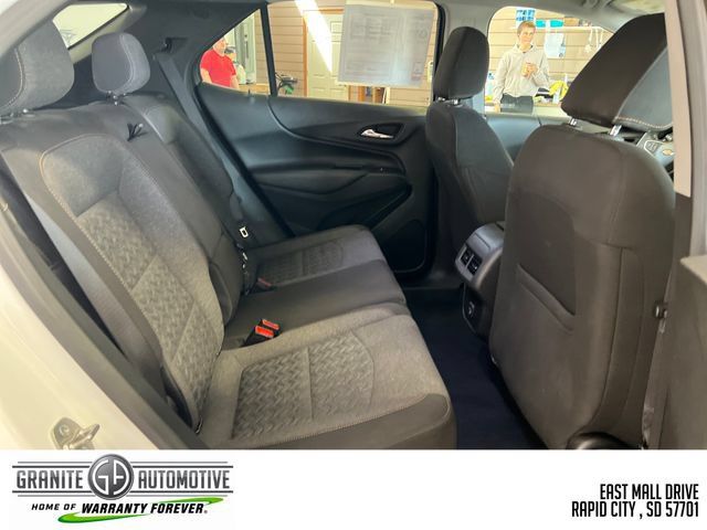 Used 2024 Chevrolet Equinox LT AWD/4WD image 35