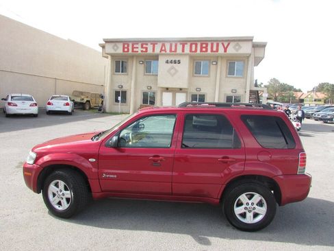 Used 2006 Mercury Mariner 4WD Hybrid image 2