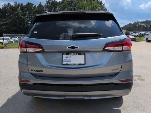 Used 2024 Chevrolet Equinox RS w/ RS Leather Package FWD image 6
