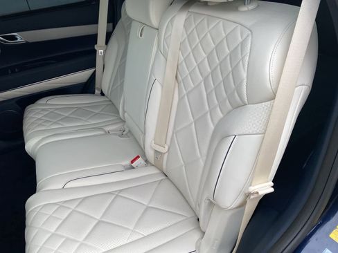 Used 2025 Genesis GV80 3.5T Prestige image 13