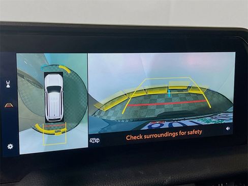 Certified 2025 Toyota Land Cruiser image 13