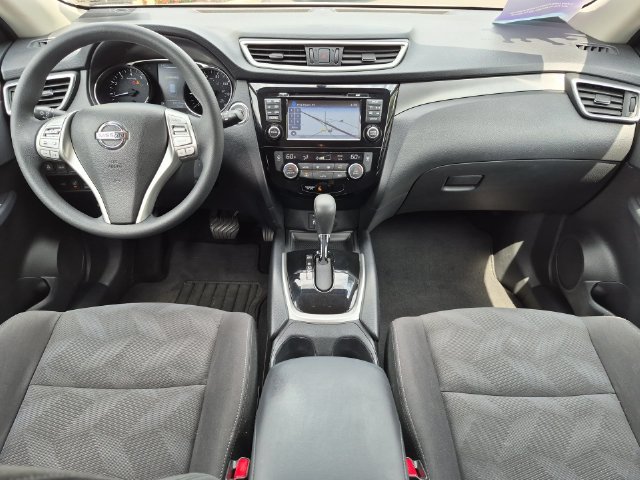Used 2016 Nissan Rogue SV w/ SV Premium Package AWD/4WD image 22