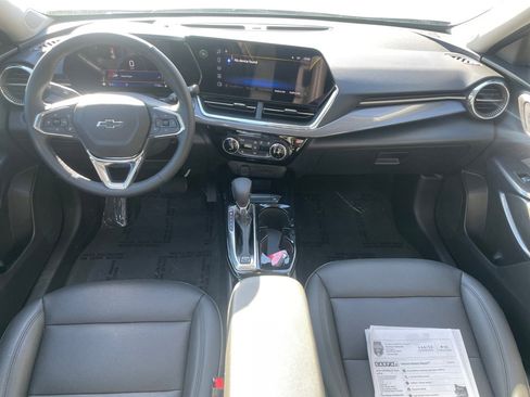 Used 2025 Chevrolet Trax ACTIV w/ Driver Confidence Package image 16