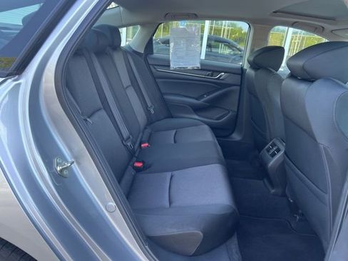 Used 2018 Honda Accord EX image 25