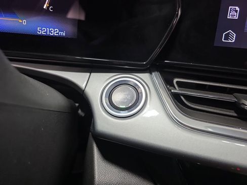 Used 2024 Chevrolet Trax LT w/ Driver Confidence Package image 20