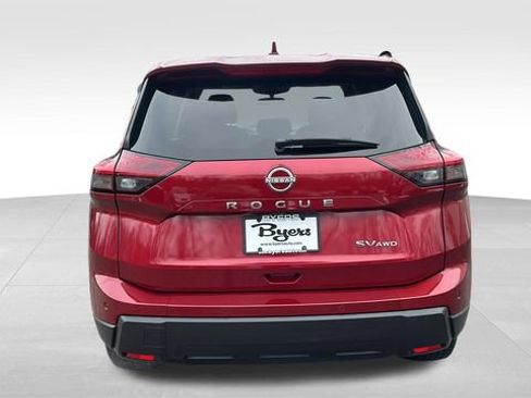 Used 2024 Nissan Rogue SV image 32