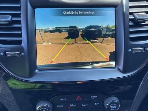 Used 2021 Chrysler 300 S w/ S Model Appearance Package RWD image 9