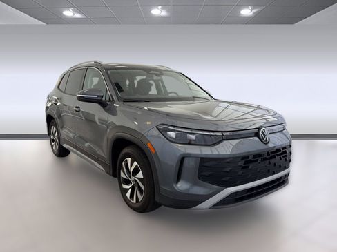 Certified 2026 Volkswagen Tiguan S FWD image 6
