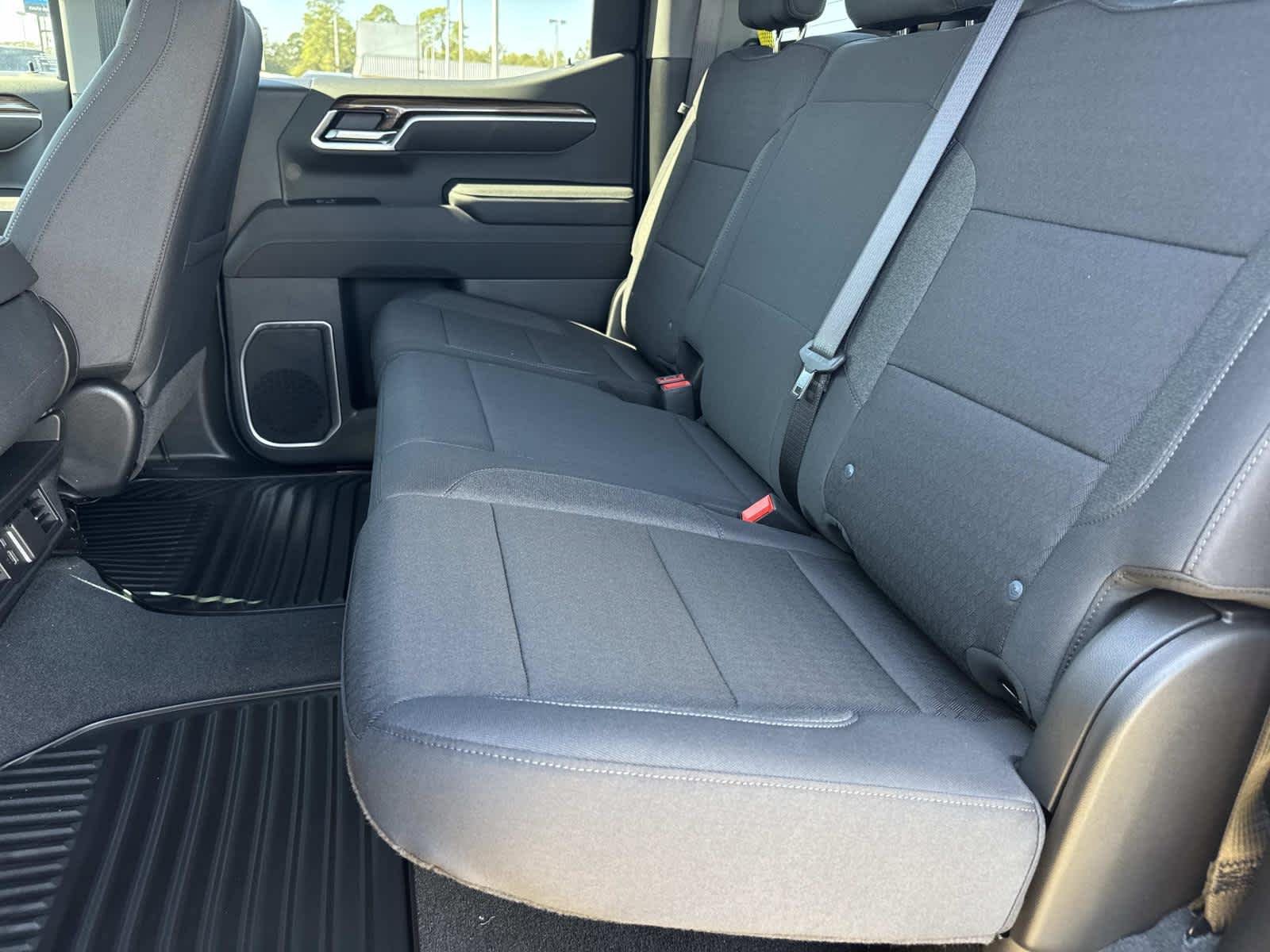 New 2026 Chevrolet Silverado 1500 RST AWD/4WD image 8