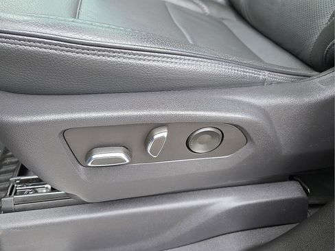 Used 2023 GMC Sierra 1500 Denali w/ Technology Package image 14